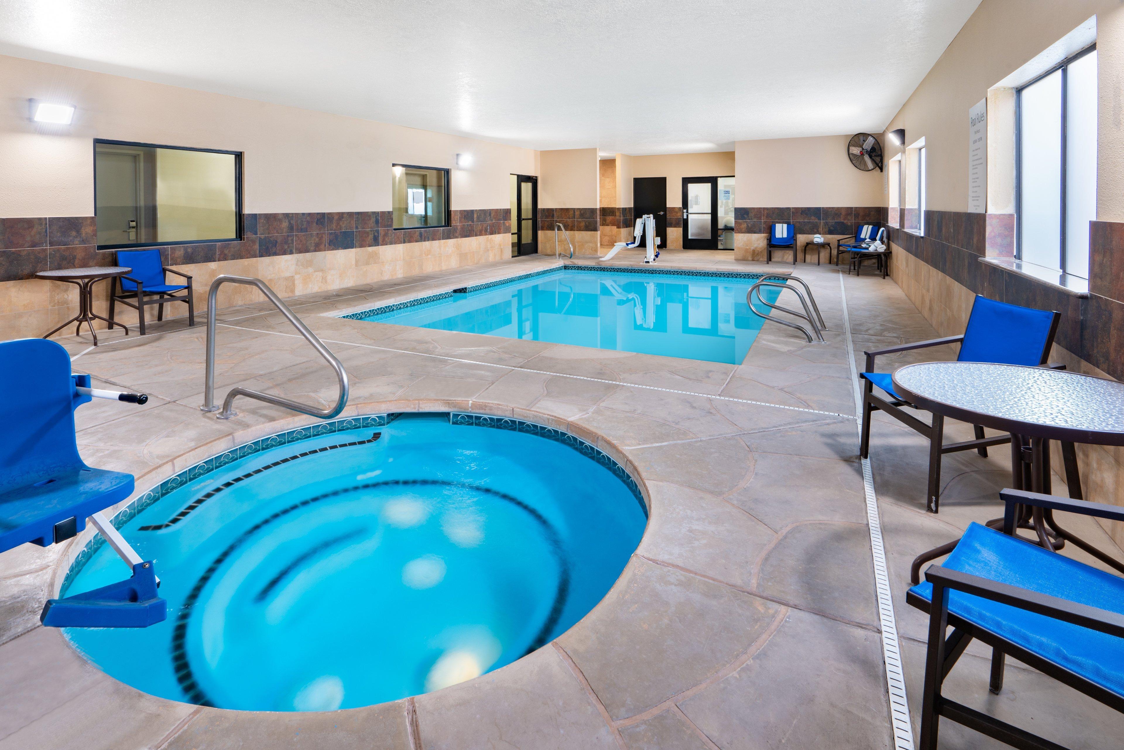 Holiday Inn Express Hotel & Suites Albuquerque - North Balloon Fiesta Park By Ihg Екстер'єр фото
