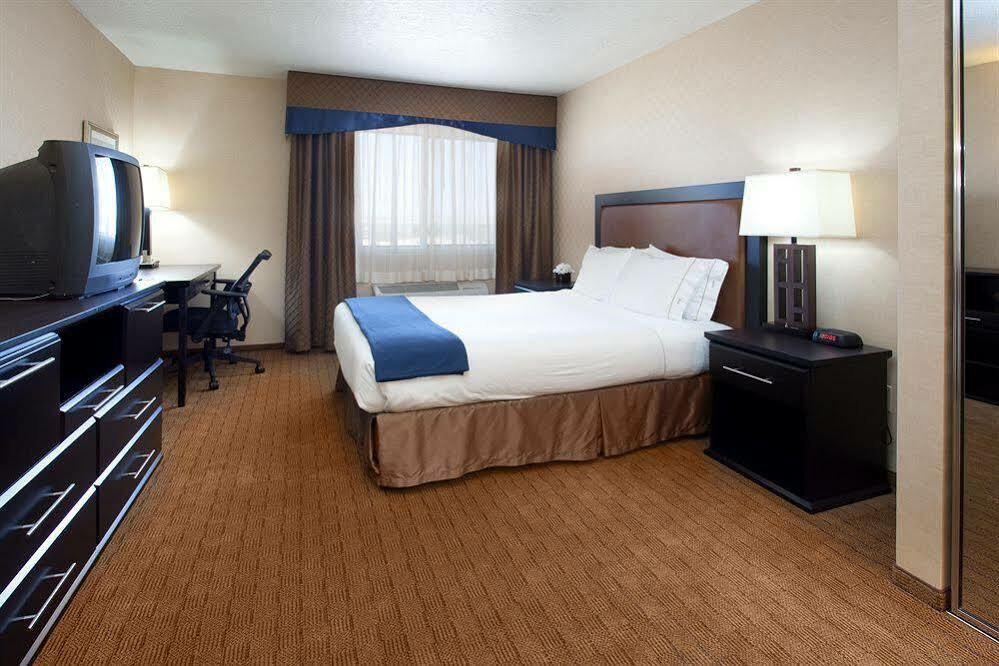 Holiday Inn Express Hotel & Suites Albuquerque - North Balloon Fiesta Park By Ihg Екстер'єр фото